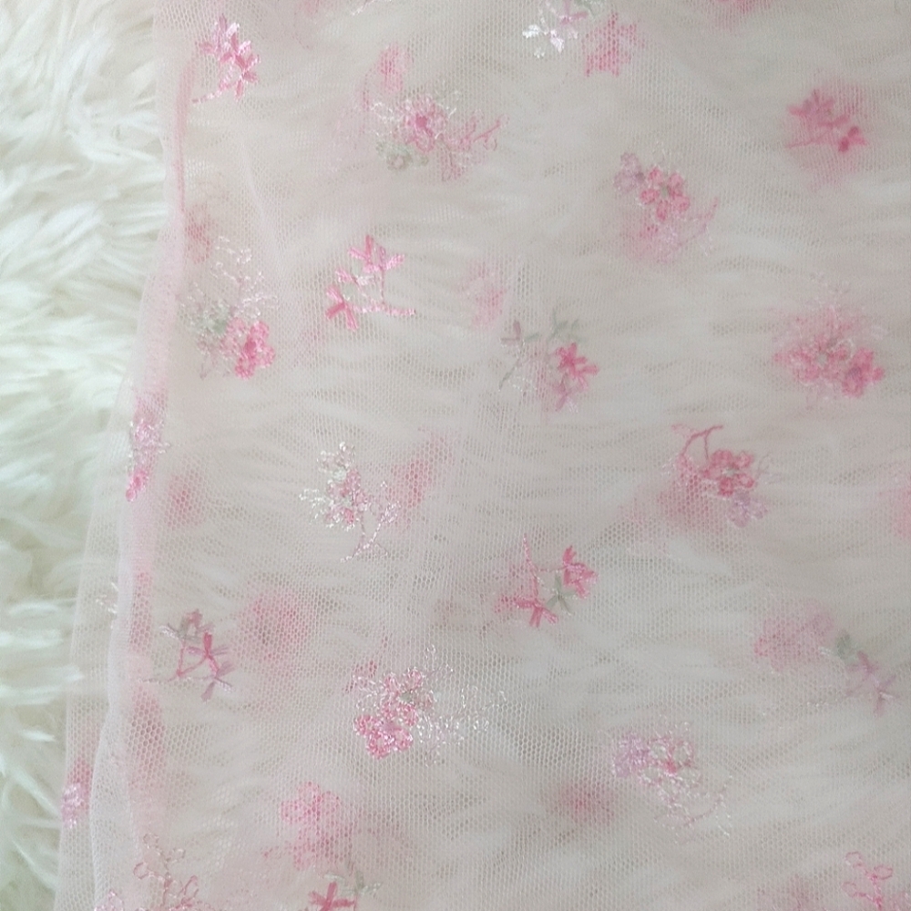 SKIMS Intimate Scoop Cami & Short Set - Picture 8 of 16